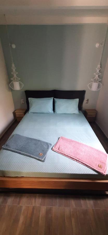 Central Apartment Патитири Екстериор снимка