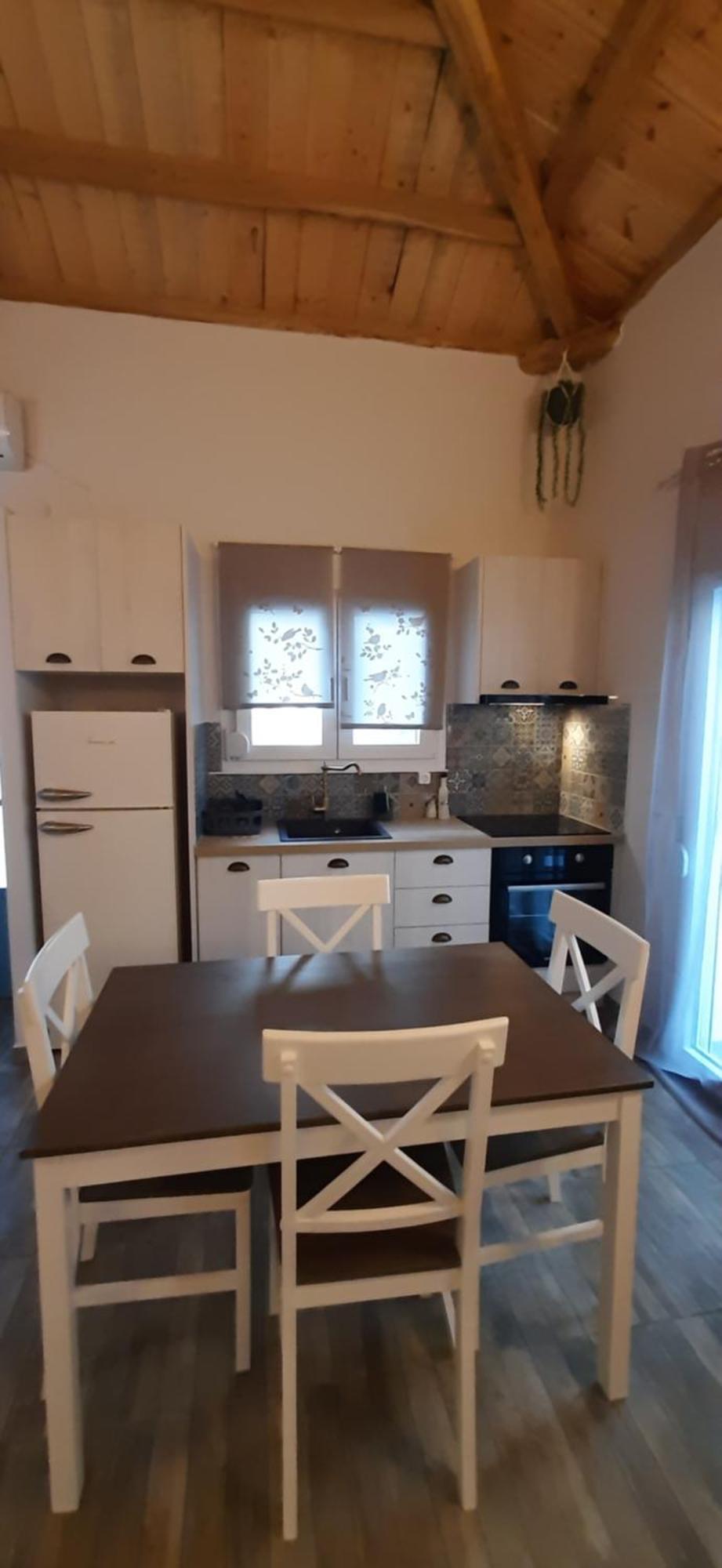 Central Apartment Патитири Стая снимка